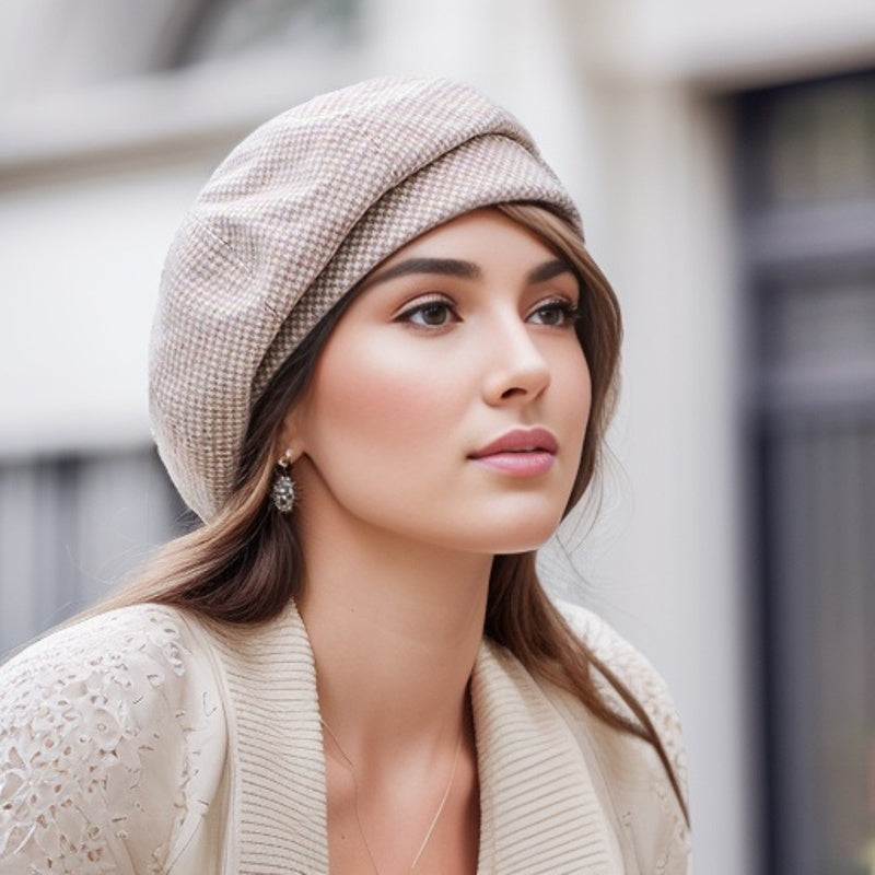 Vintage Wool Blend Beret – Checkered Elegance Workoutry