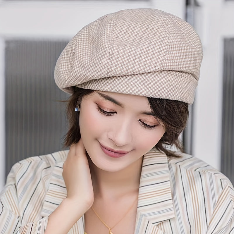 Vintage Wool Blend Beret – Checkered Elegance Workoutry