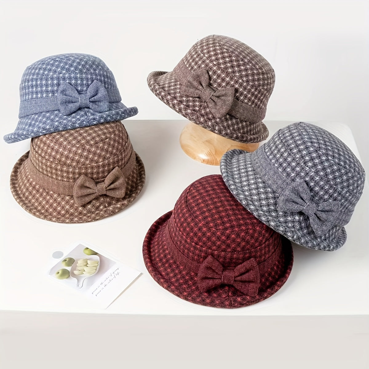 Wool Cloche Hat – Warm Roll-Up Winter Style Workoutry