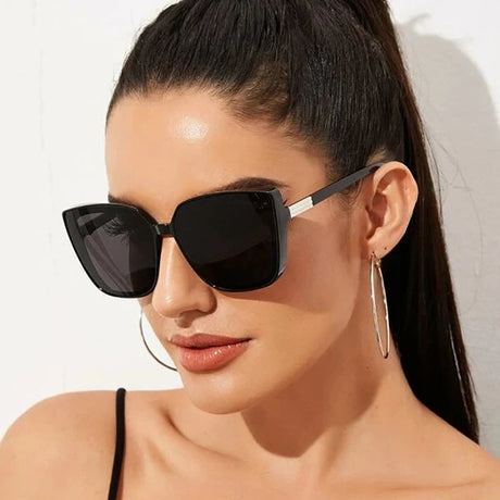 Luxury Cat Eye Sunglasses – Oversized Black Frame Workoutry